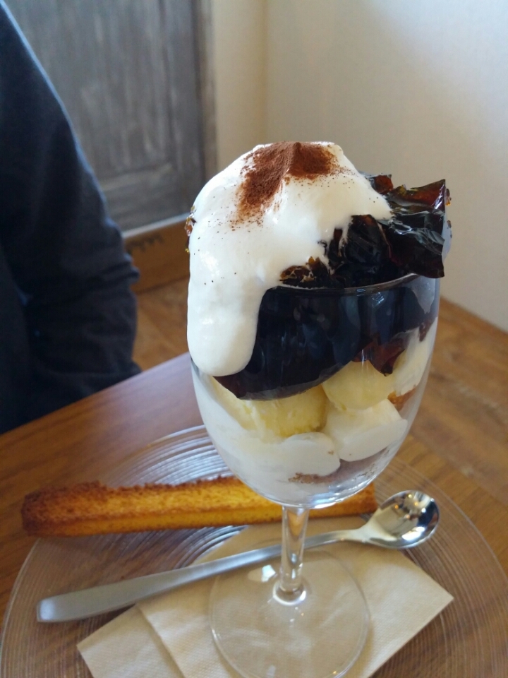 ナチュラルテイストが心地いい。辻堂に「Cafe Hutte」がオープン
