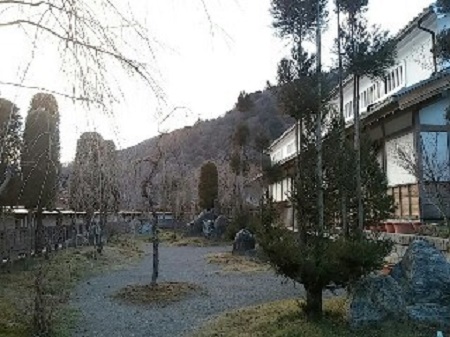 【長野】日本一広い石庭。心洗われる空間「興禅寺」へ