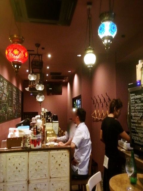 【新宿御苑】山形牛ハンバーグから函館直送鮮魚まで一気に楽しめるビストロ