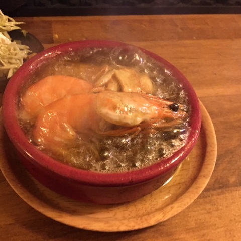 通い詰めてしまう味!いつもの立ち飲み屋「大和町モツ肉店」