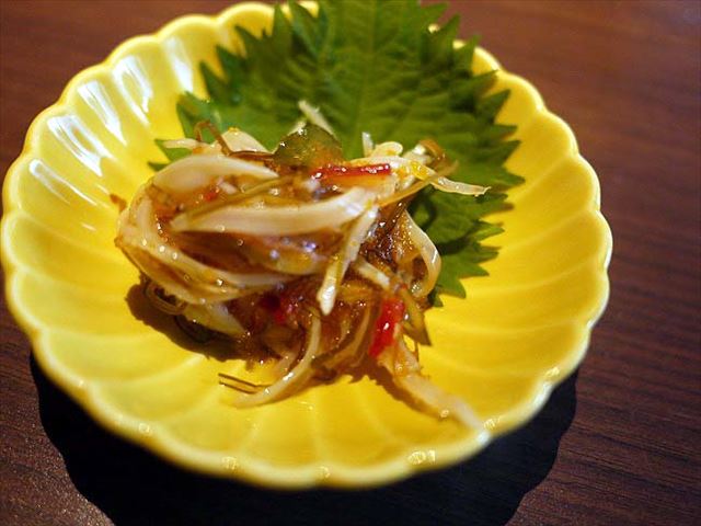 【銀座】「ヨイショ!ヨイショ!」のかけ声で蟹が山盛りの居酒屋