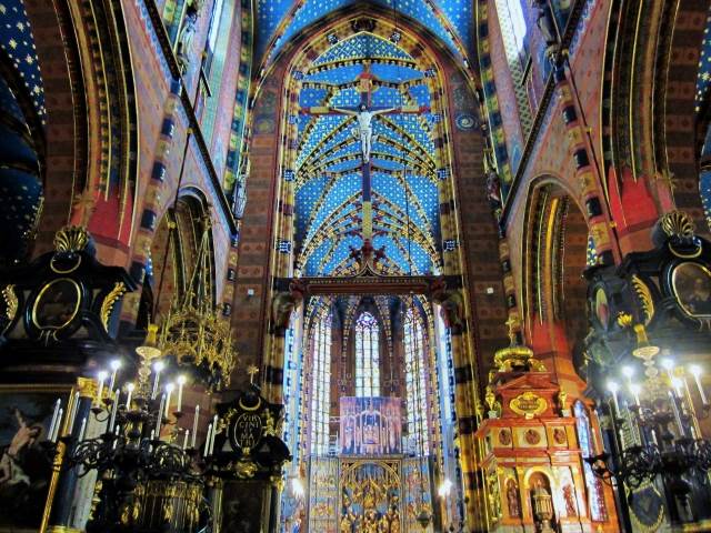 圧倒的な荘厳さ、ヨーロッパの美しい教会7選