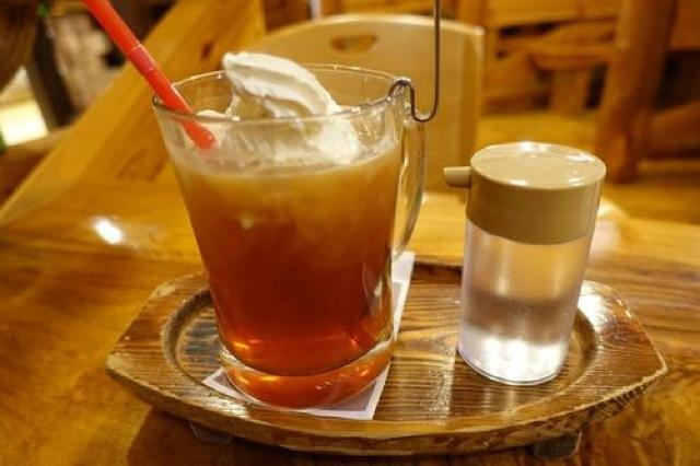 中ジョッキのウィンナーコーヒーにびっくり!ボリューム満点の珈琲屋OB