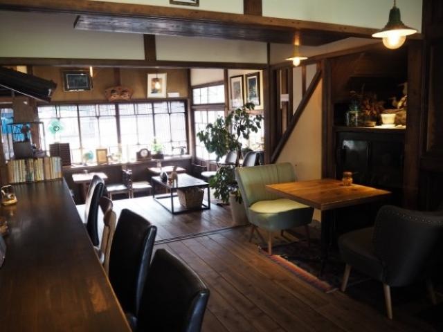 昭和レトロな蕎麦屋が古民家カフェに!地域の人に愛され続ける「蓮月」