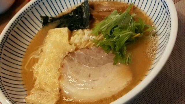 大盛り無料で600円はお得!人気の「中華そばとんび」で柚子香るさっぱり麺