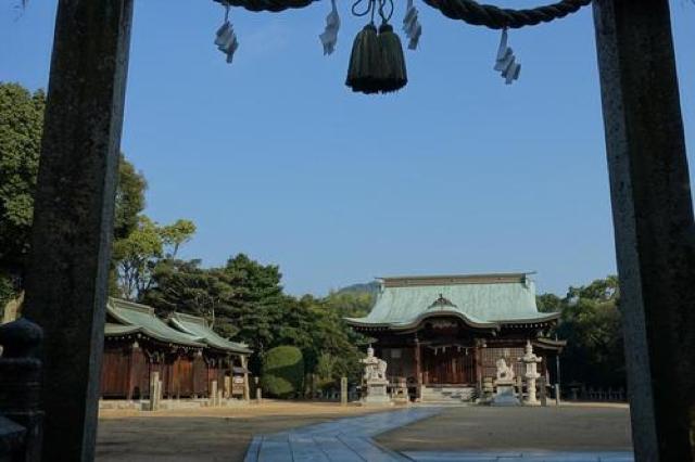 愛媛県「伯方島」。縁結びの力を持つ亀の形をした石のある神社へ