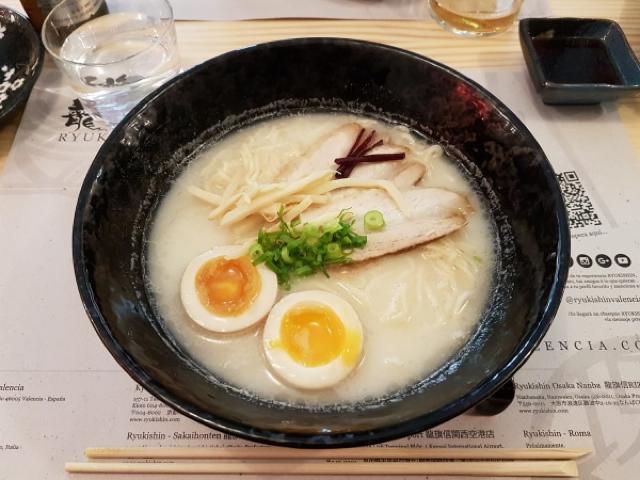 美味しく変身したバレンシアのラーメン屋「Ryukishin(龍旗信)」