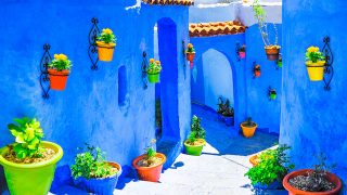 【青い街】街全体がアート！涼しさを感じるモロッコの「シャウエン」