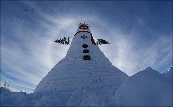 【ギネス登録】世界一「身長の高い雪だるま」とは？