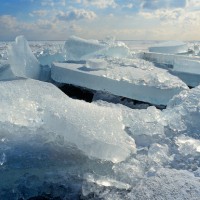 流氷の上って歩けるの？北海道「流氷の楽しみ方」