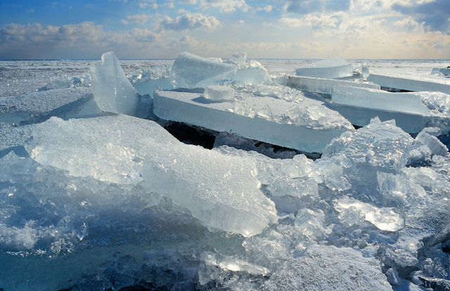 流氷の上って歩けるの 北海道 流氷の楽しみ方 Tabizine 人生に旅心を