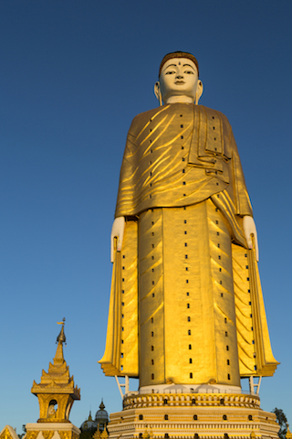 ケタ違いのスケール とにかく大きい 巨大仏像 世界最大はどれだ 2 4 Tabizine 人生に旅心を