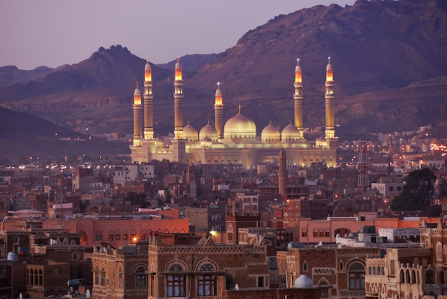 イエメンの世界遺産 不思議美しい 世界最古の摩天楼都市 サナア Tabizine 人生に旅心を