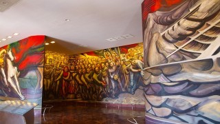 岡本太郎もびっくり？シケイロスの壁画が見られるメキシコシティのスポット