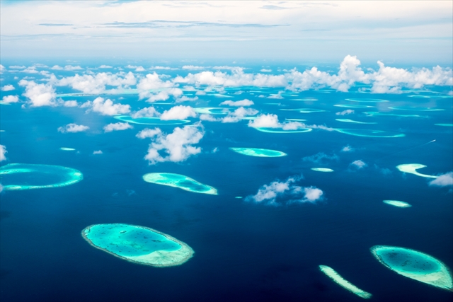 宝石の異名をもつ、世界の7つの海絶景