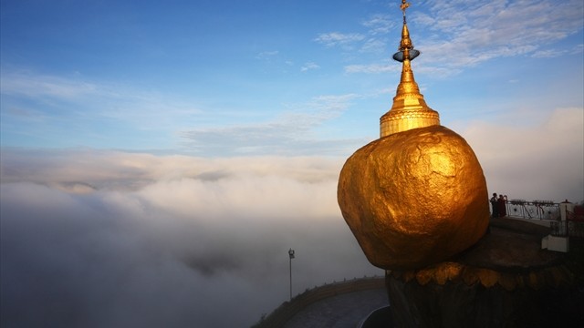 不思議な石 どうしてこんなところに？世界の「不思議な石と岩」5選 | TABIZINE