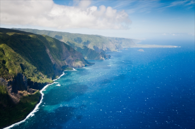 通路側に座ると損？夢の島ハワイ上空から見える幻想的な景色たち