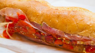 フィラデルフィア公式サンドイッチ　フィリー・チーズステーキ　VS　ホーギー
