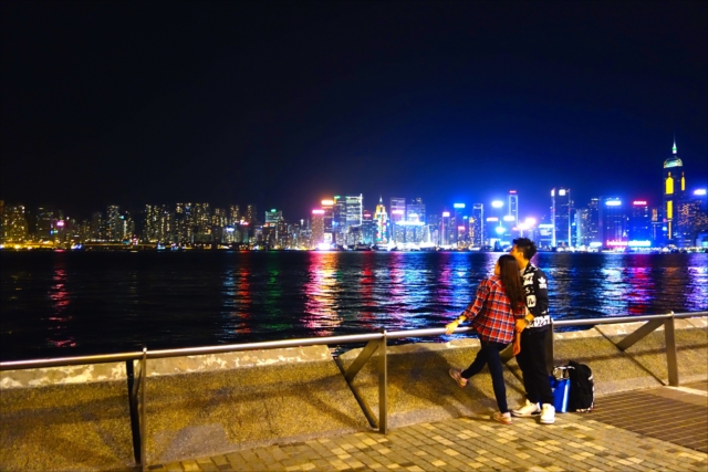 恋が生まれそう。クリスマスは、キラメキ度がUPしたロマンチックな香港で