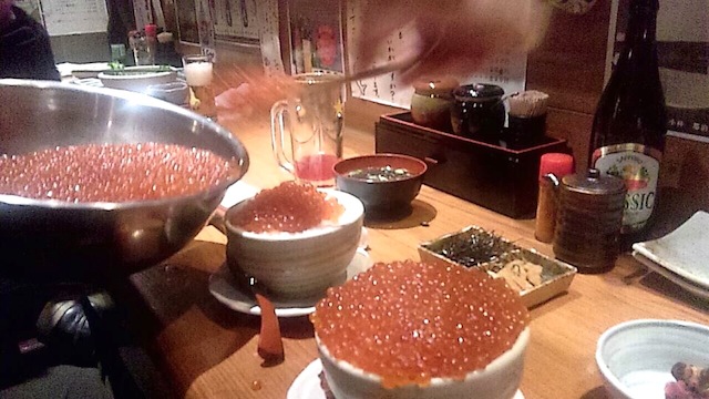 札幌在住者オススメの、見るだけで興奮する海鮮丼７選