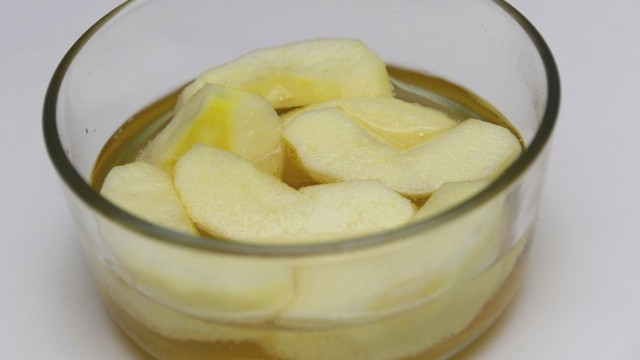 塩水だけじゃない カットしたりんごの変色を防ぐ６つの方法 Tabizine 人生に旅心を