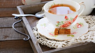 紅茶は朝から飲むと一日中シャキッとしていられるって知ってた？
