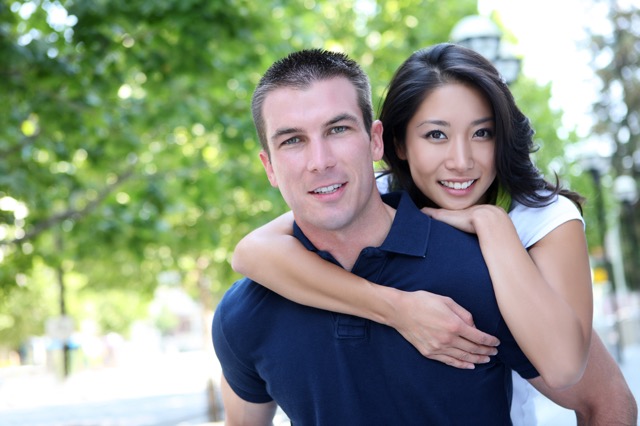 日本人男女が考える「結婚相手にふさわしい外国人」とは？