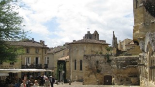 フランスワインの街　世界遺産にも登録されたサンテミリオン