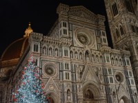 ルネッサンス文化花開いた芸術の都フィレンツェのクリスマス風景