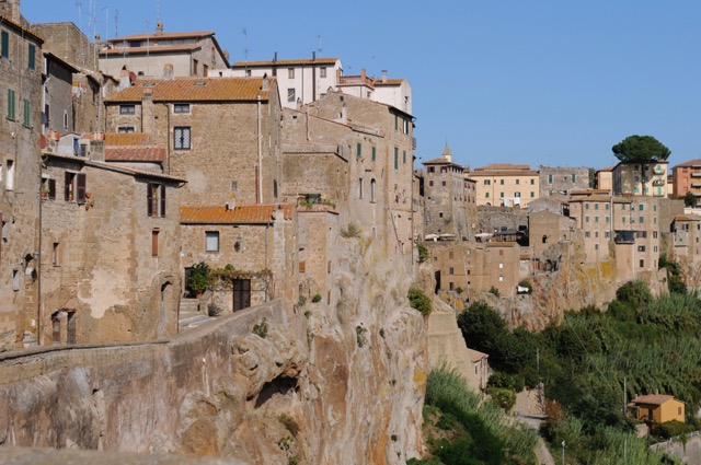 イタリアの最も美しい村のリストに載る、秘境の美しき村「ピティリアーノ」