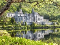 アイルランドで最もロマンティックな建物「カイルモア修道院」