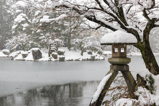 冬こそベストシーズンの金沢へ。雪化粧した兼六園＆おすすめ金沢グルメ