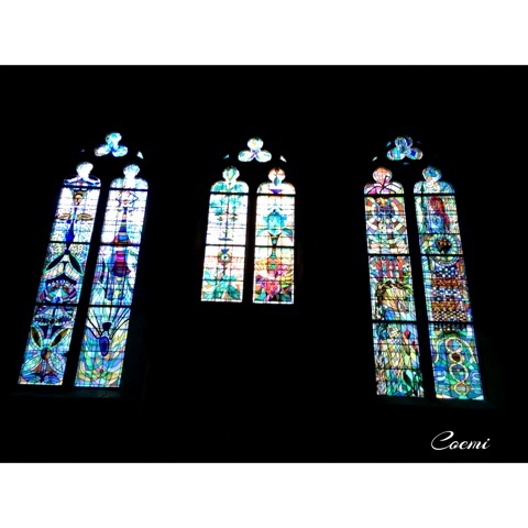 シャガールが手がけたステンドグラスに出会える「サンテチエンヌ大聖堂」