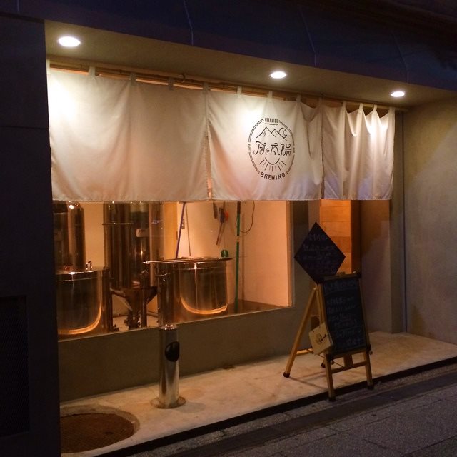 【札幌】自家製スモークウインナーの香りがたまらない！本格ビールのお店