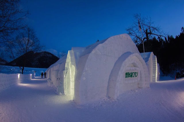 冬に60日間だけ現れる雪と氷でできた奇跡の村が感動的な美しさ！