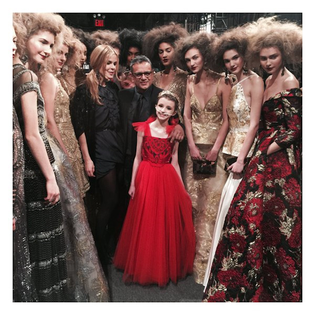 【夢を持ち続けたい】NYのファッションショーで喝采を浴びた11歳の少女