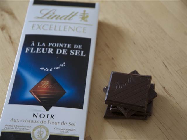 ばらまきお土産におすすめ　ヨーロッパの変わり種 板チョコレート