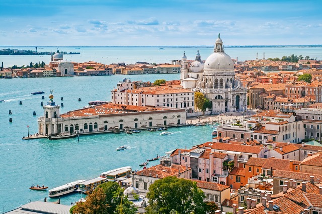 世界遺産の水の都・ヴェネツィアで世界一ロマンチックな二人になろう