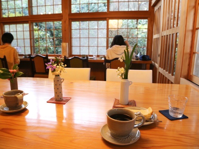 【徳島】一生に一度は行きたいカフェ！営業は週３日だけの「万年山文庫」