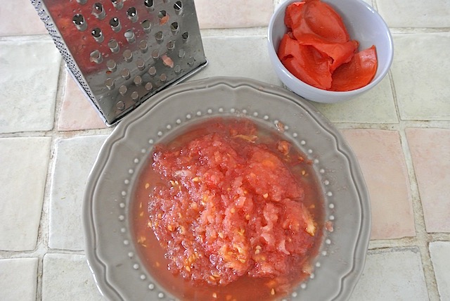 【15分で速攻ディナー】あっさり味の「ツナと生トマトのパスタ」