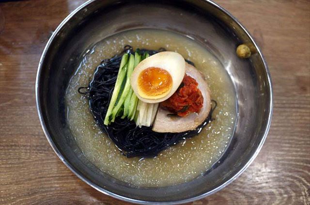 【恵比寿の野郎ラーメン】一度食べたら絶対ハマる「シャーベット葛冷麺」