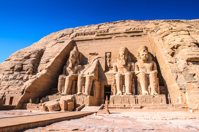 世界遺産創設のきっかけ、水没を逃れたエジプトの至宝・アブシンベル神殿