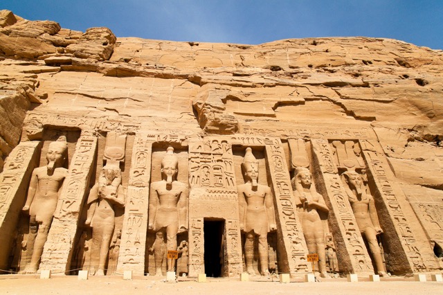 世界遺産創設のきっかけ 水没を逃れたエジプトの至宝 アブシンベル神殿 Tabizine 人生に旅心を