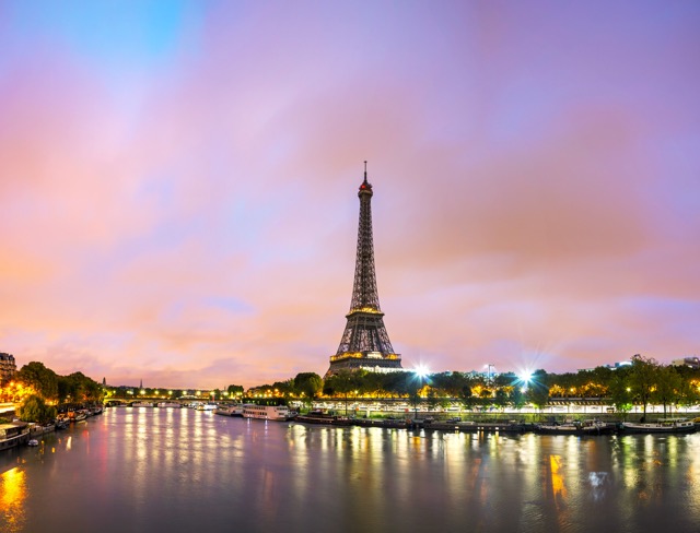 【パリ】セーヌ川に浮かぶ、パリ初の水上ホテル