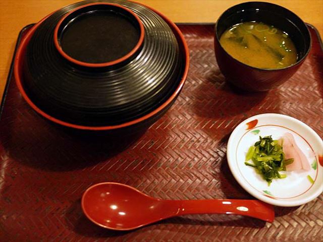 但馬とりの親子丼がうまい！雄琴温泉 あがりゃんせのレストラン「葦の花」