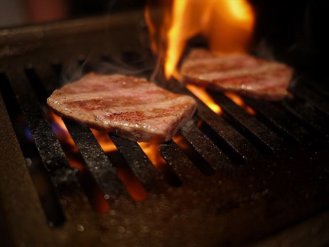 【赤坂】お肉もご飯も飲み物！？恐ろしいほどうまい焼肉「ホルモン松田」