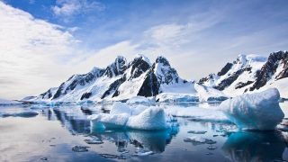【実は毎年3万人の観光客が訪れる】南極ってどんなところ？