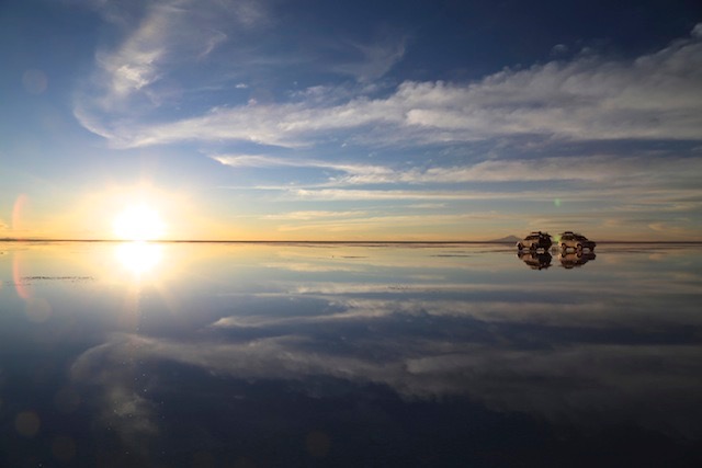 鏡張りのシーズン到来！ウユニ塩湖をもっと楽しむ方法