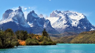 エメラルドグリーンが美しい！チリの国立公園の湖「ペオエ湖」