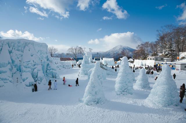 冬に訪れたい！大自然の作り出すアートを堪能できる支笏湖温泉
